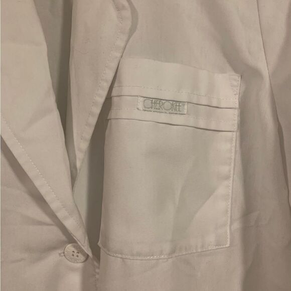 Cherokee size 6 White Lab‎ Coat - Picture 3 of 6